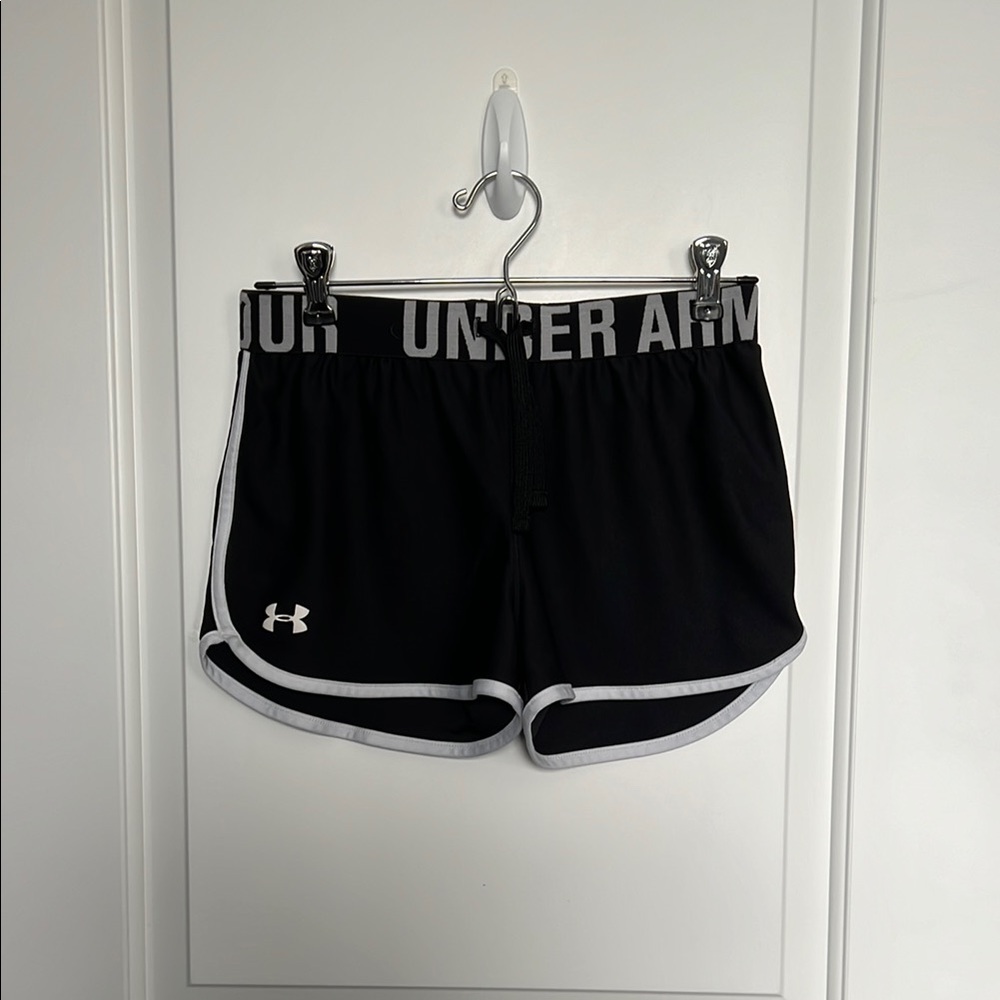 Under Armour Black Athletic Shorts Lightweight Elastic Waistband